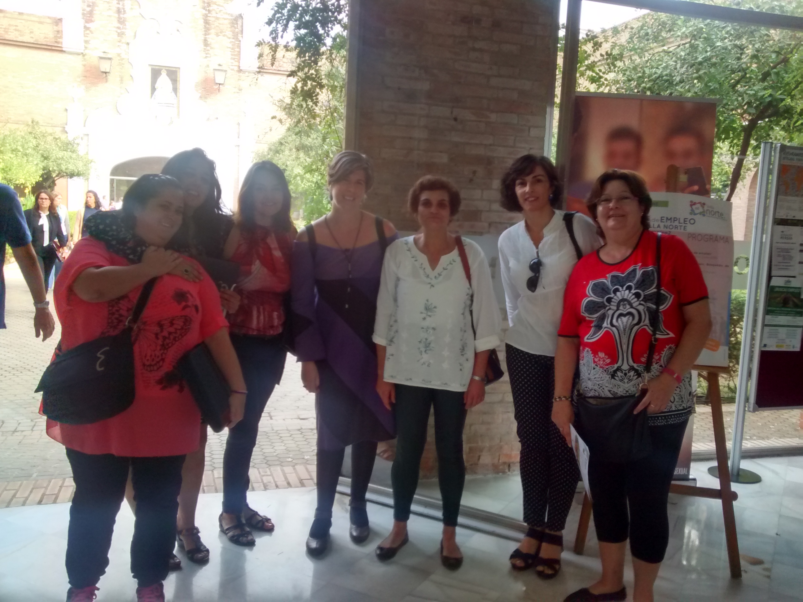 Lee más sobre el artículo Mujeres del Programa OLA en la II Feria de Empleo