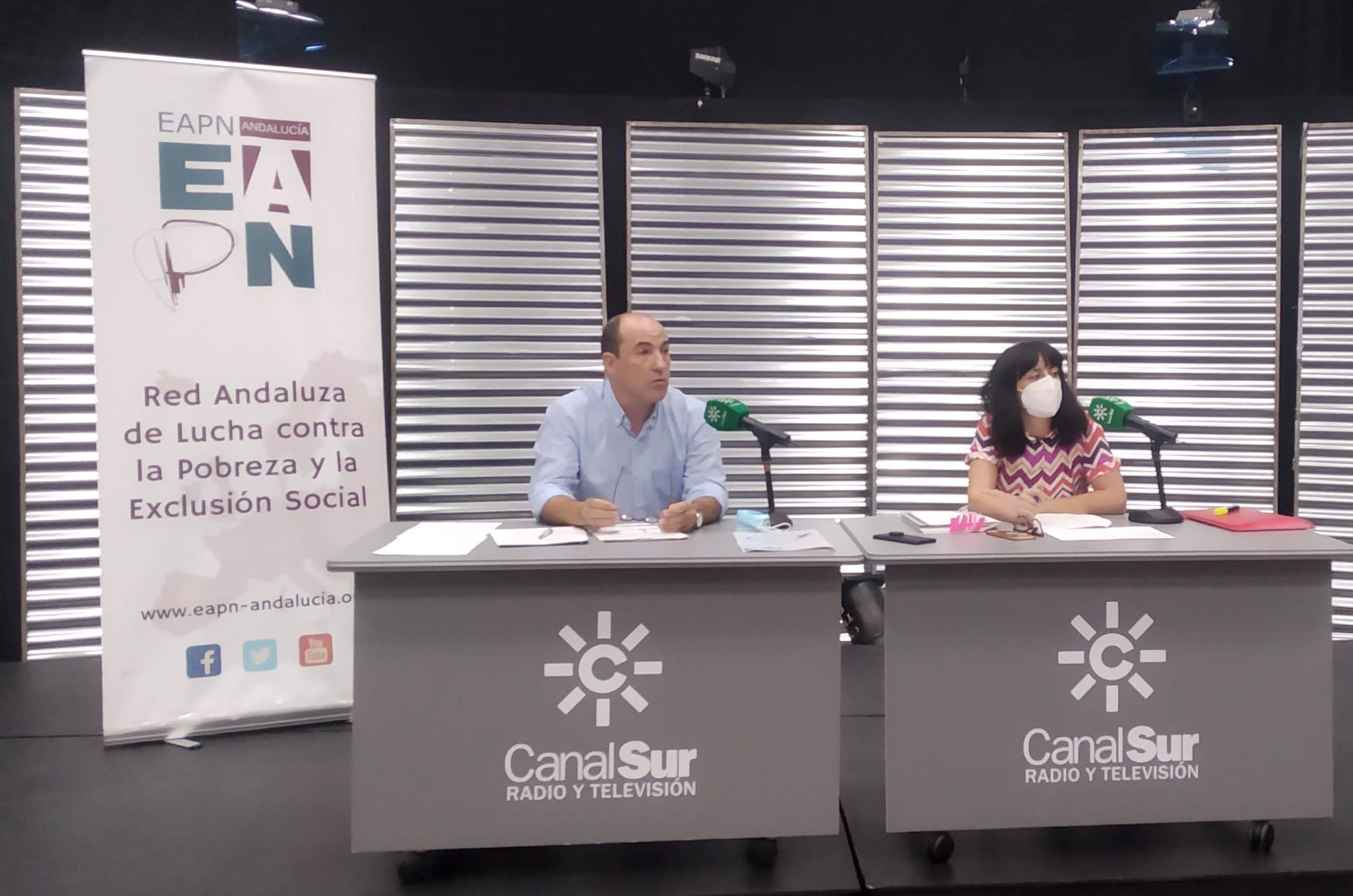 Lee más sobre el artículo Presentado el Informe sobre el estado de la pobreza en Andalucía 2021